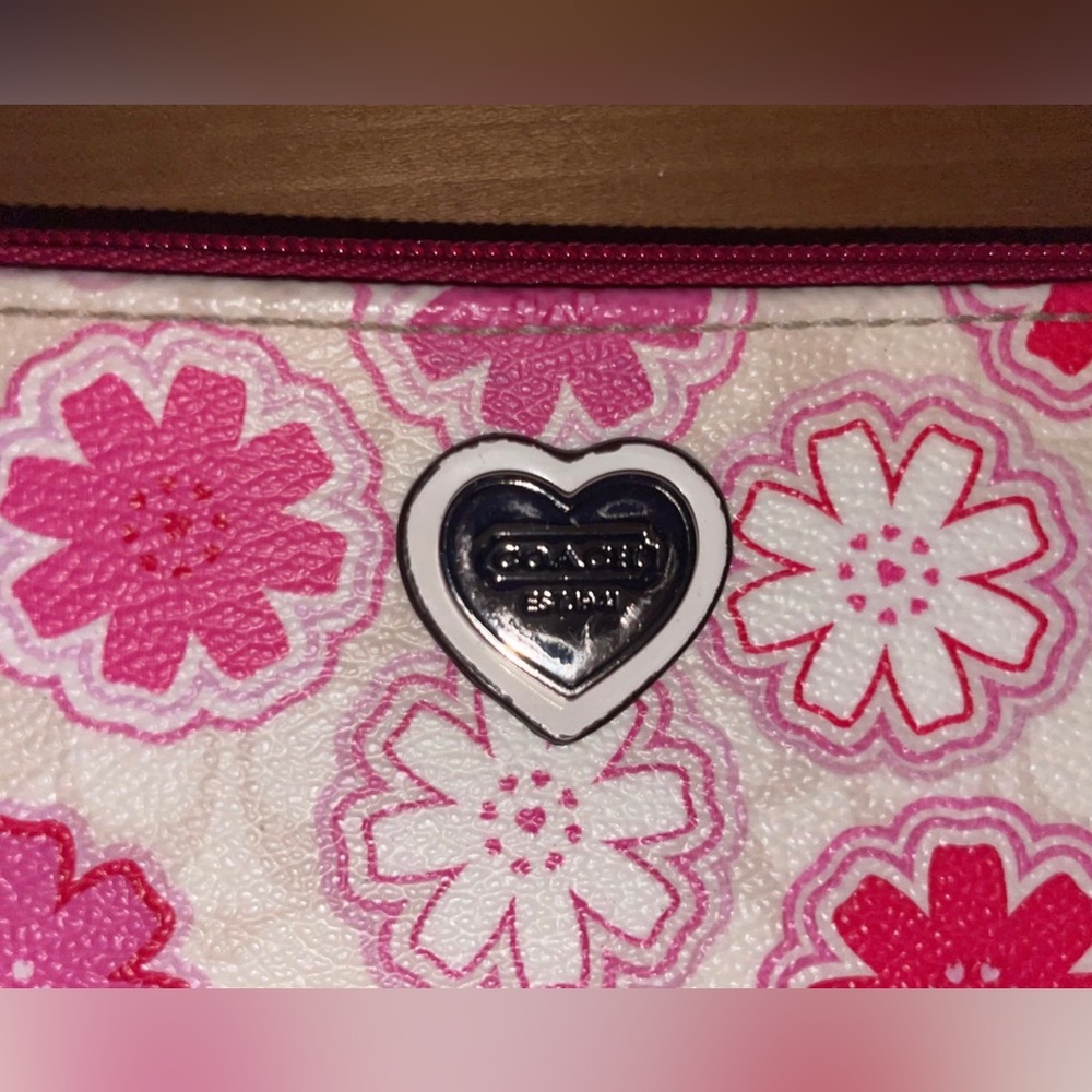 Coach Wallet - Picture 2 of 4